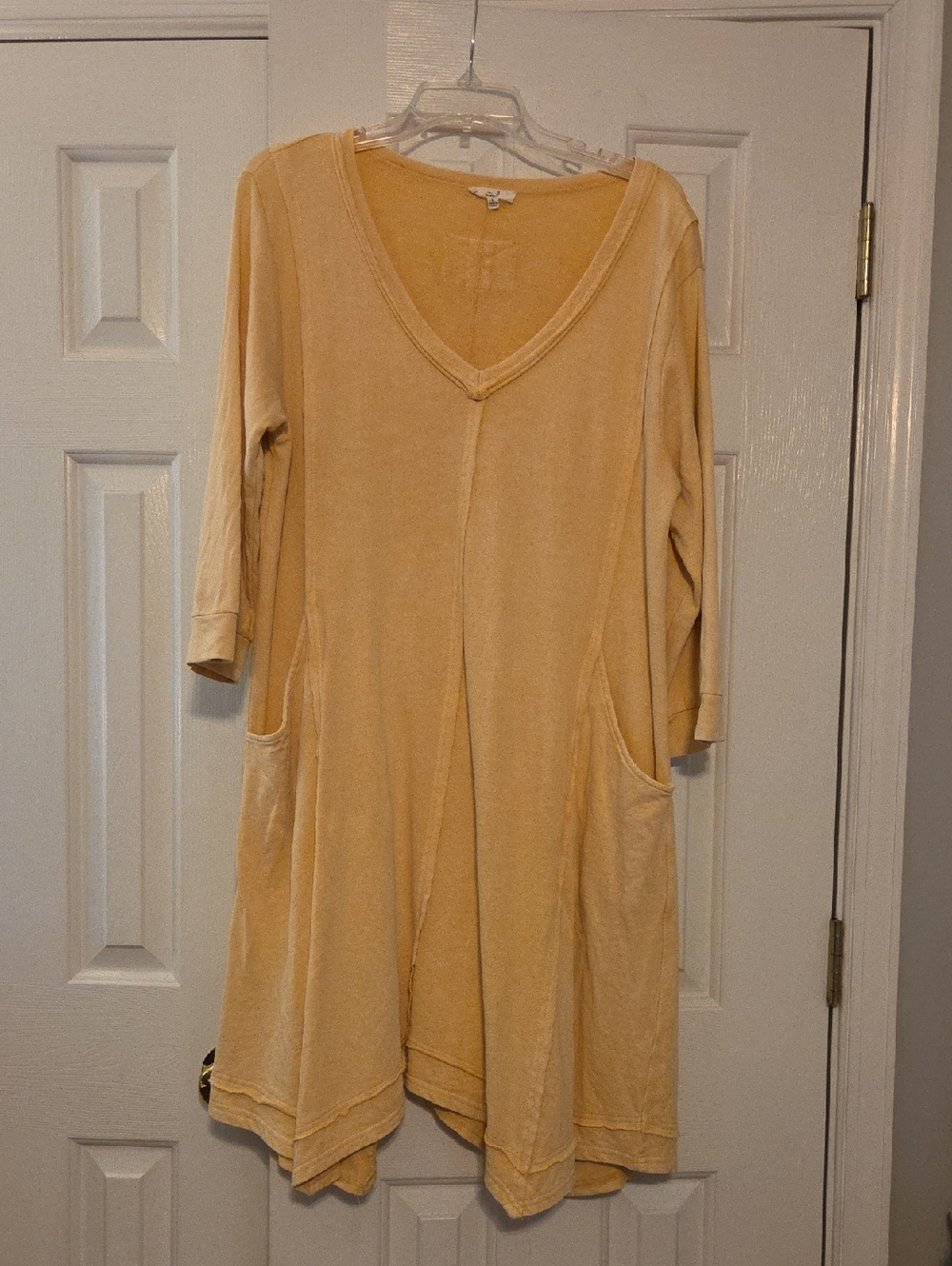 Easel Butter Yellow 100% Cotton Knit V-Neck Dress With Pockets-Like New